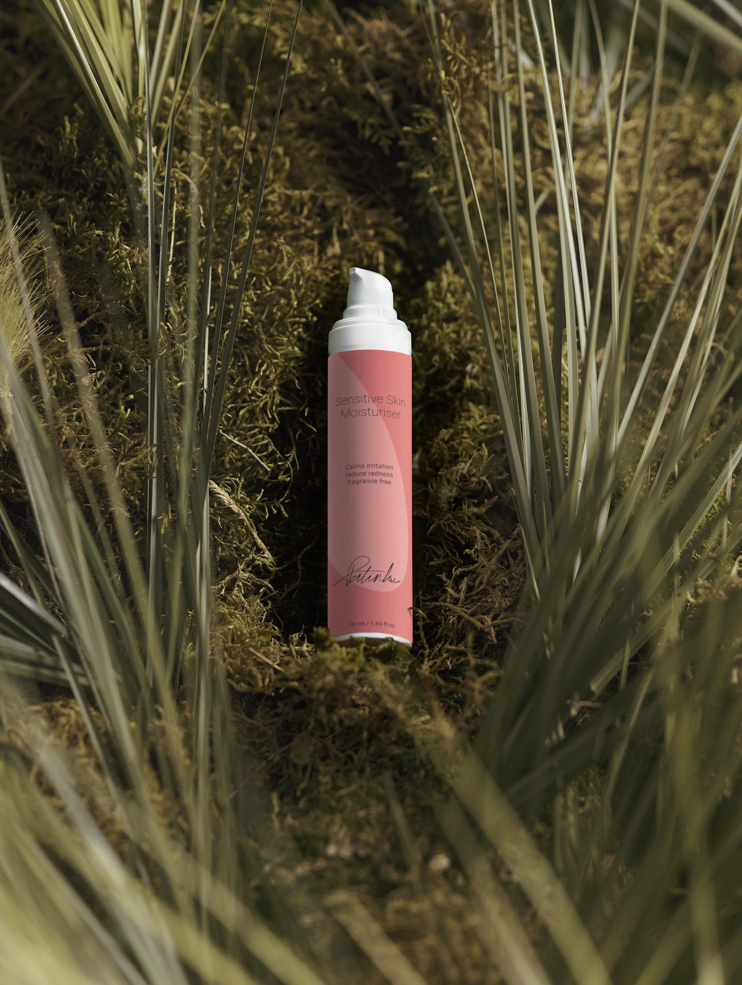 Drėkinamasis kremas jautriai odai